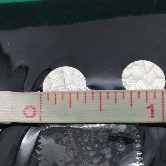 🌼3/$12🌼BUNDLE DEAL! Silver Tone Textured Dainty Earrings - Picture 4 of 7